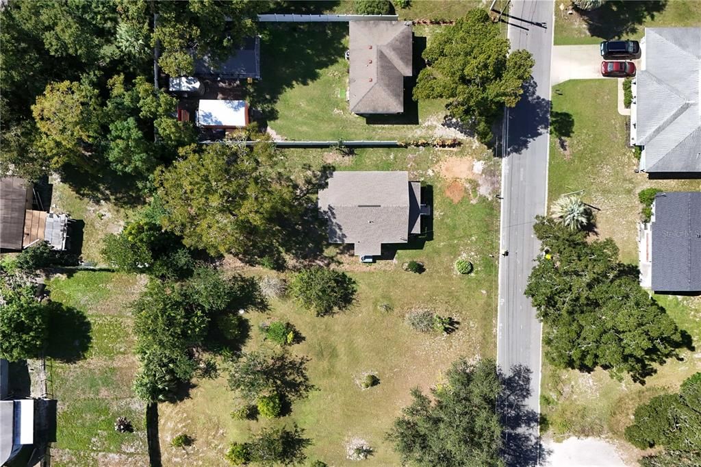 Active With Contract: $260,000 (2 beds, 1 baths, 944 Square Feet)