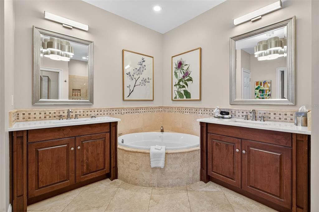 For Sale: $1,150,000 (3 beds, 3 baths, 2588 Square Feet)