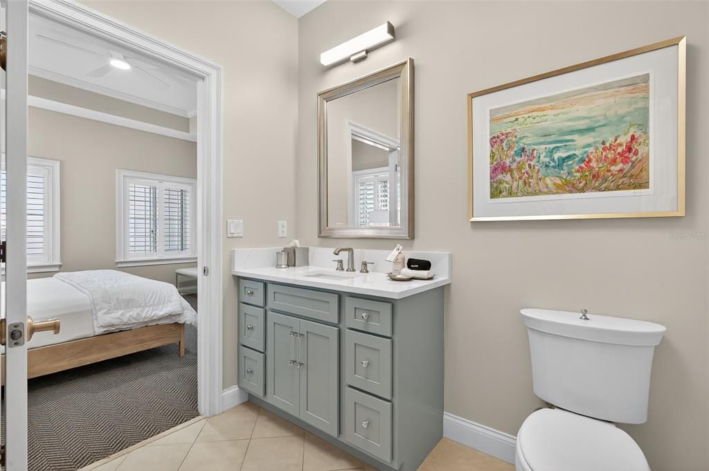 For Sale: $1,150,000 (3 beds, 3 baths, 2588 Square Feet)