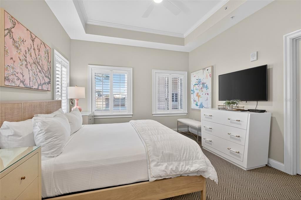 For Sale: $1,150,000 (3 beds, 3 baths, 2588 Square Feet)