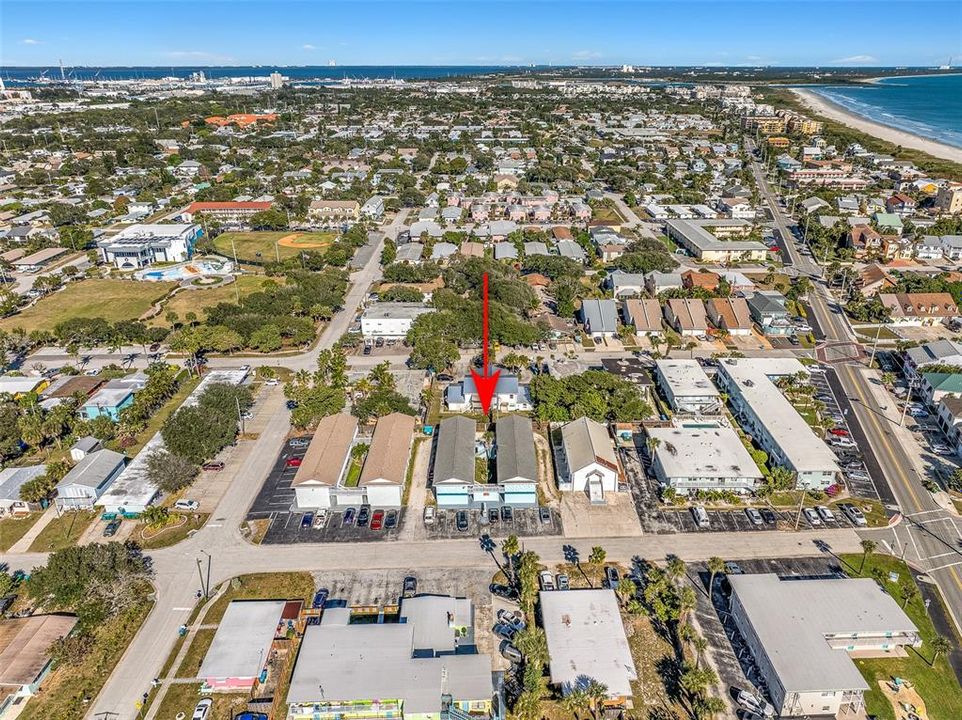 待售: $139,900 (1 贝兹, 1 浴室, 320 平方英尺)