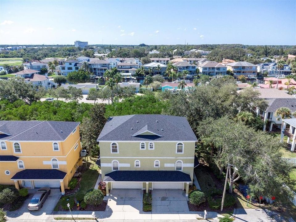 For Sale: $325,000 (3 beds, 3 baths, 1793 Square Feet)