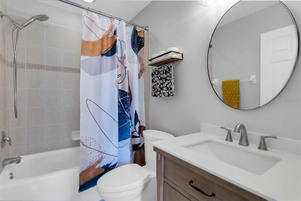 For Sale: $325,000 (3 beds, 3 baths, 1793 Square Feet)