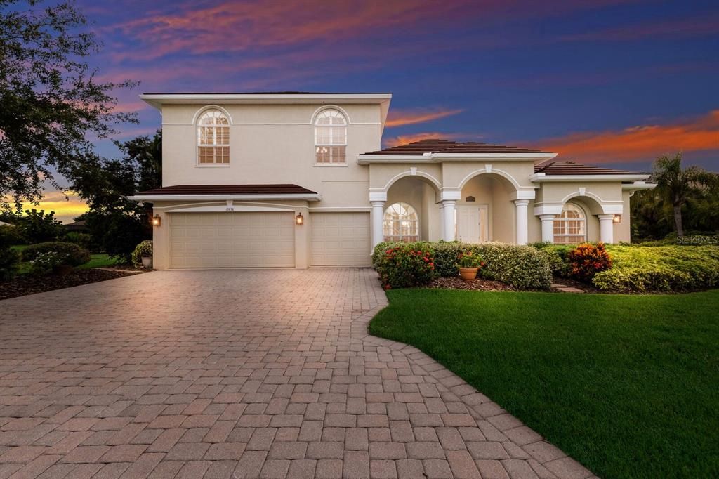 待售: $945,000 (4 贝兹, 3 浴室, 3852 平方英尺)