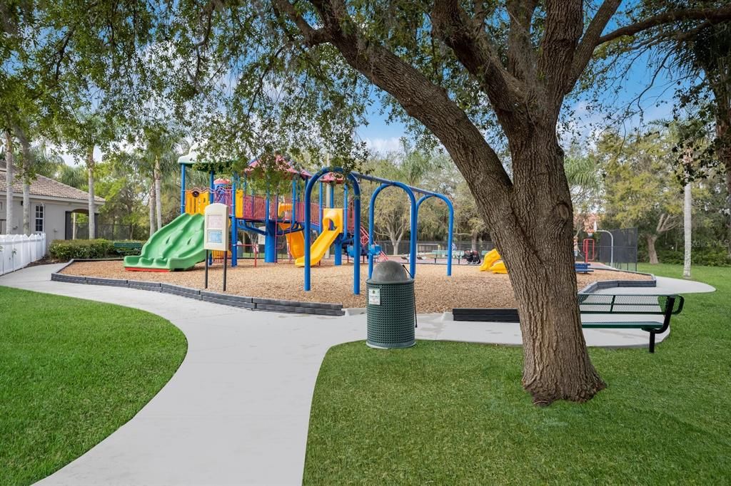 待售: $945,000 (4 贝兹, 3 浴室, 3852 平方英尺)