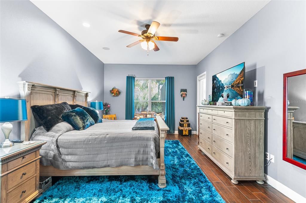 待售: $550,000 (3 贝兹, 2 浴室, 2618 平方英尺)