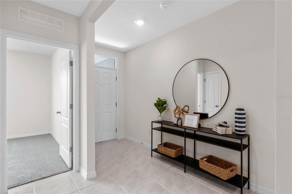 Active With Contract: $291,990 (3 beds, 2 baths, 1672 Square Feet)