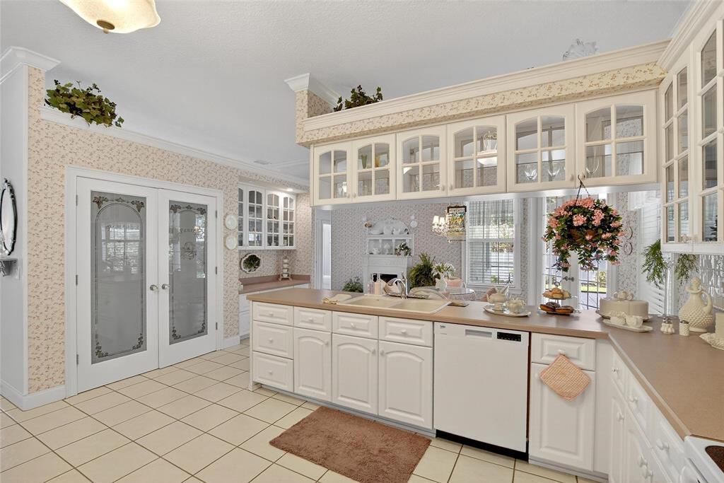 Active With Contract: $622,000 (4 beds, 3 baths, 3353 Square Feet)