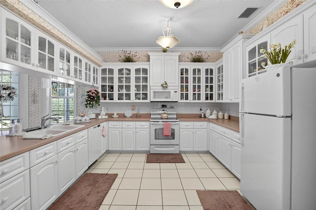 Active With Contract: $622,000 (4 beds, 3 baths, 3353 Square Feet)