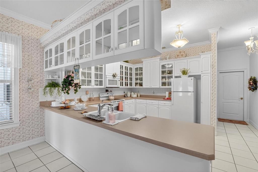 Active With Contract: $622,000 (4 beds, 3 baths, 3353 Square Feet)