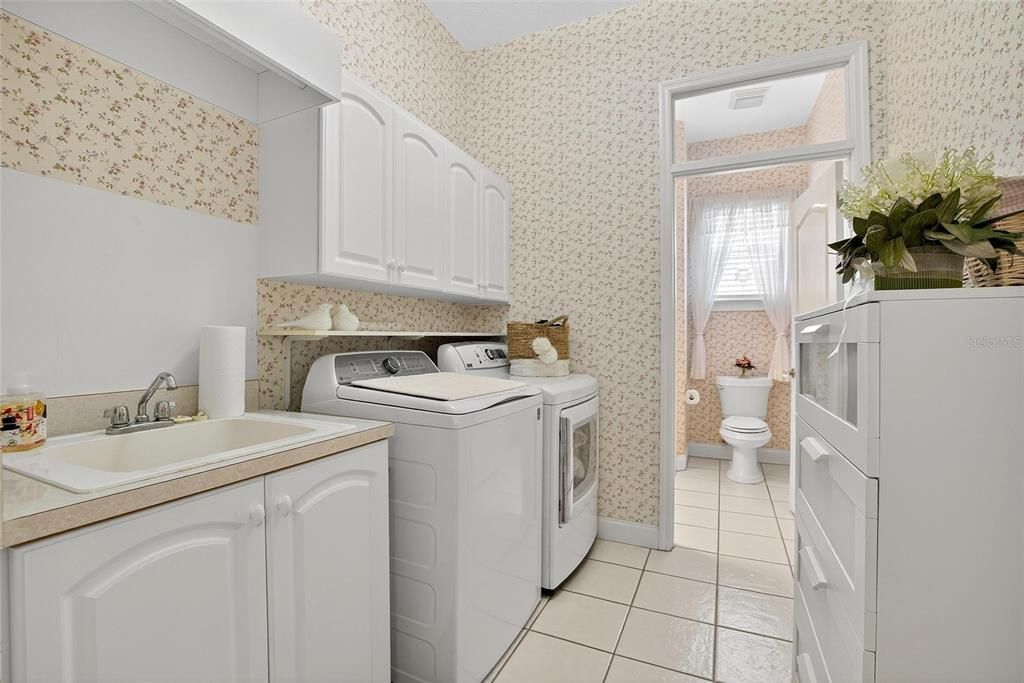 Active With Contract: $622,000 (4 beds, 3 baths, 3353 Square Feet)