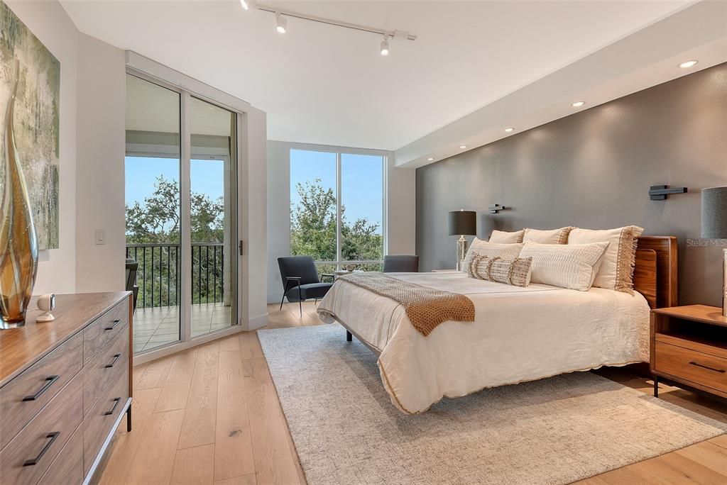 For Sale: $1,200,000 (3 beds, 3 baths, 2778 Square Feet)