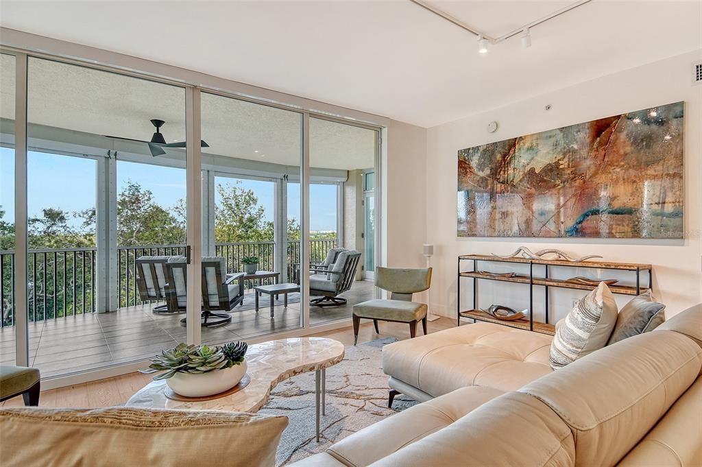 For Sale: $1,200,000 (3 beds, 3 baths, 2778 Square Feet)