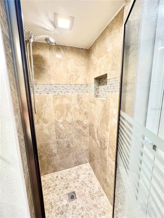 For Sale: $559,000 (3 beds, 2 baths, 1566 Square Feet)