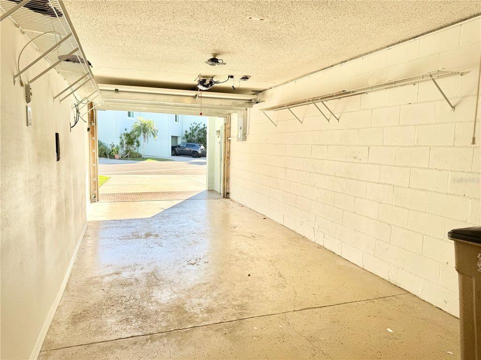 For Sale: $559,000 (3 beds, 2 baths, 1566 Square Feet)