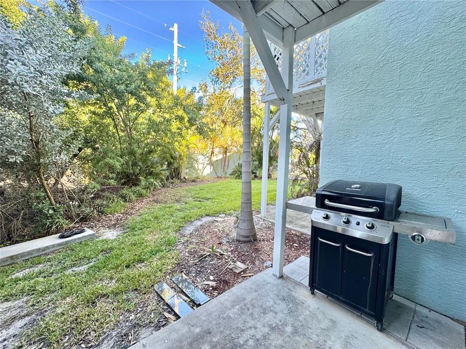 For Sale: $559,000 (3 beds, 2 baths, 1566 Square Feet)