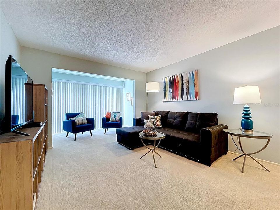 For Sale: $115,000 (1 beds, 1 baths, 750 Square Feet)