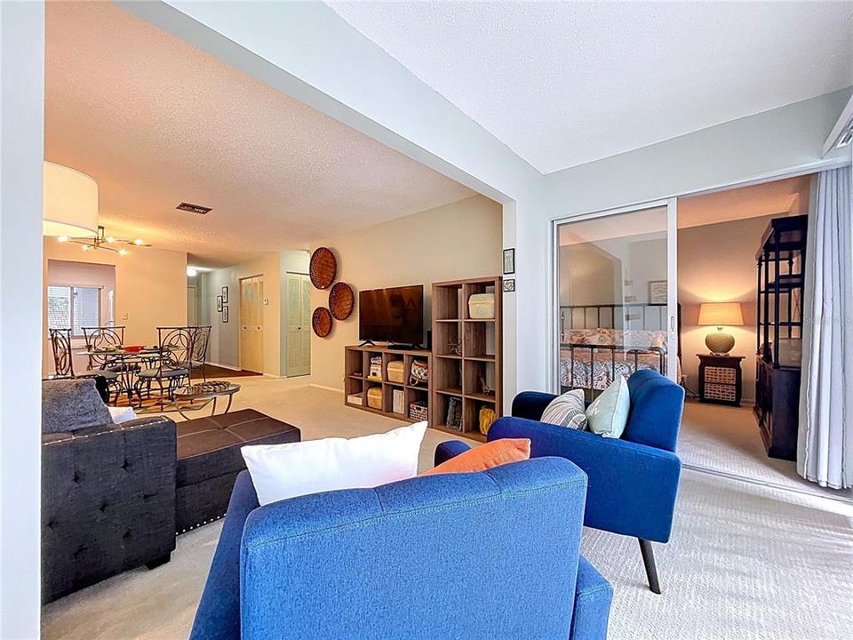 For Sale: $115,000 (1 beds, 1 baths, 750 Square Feet)