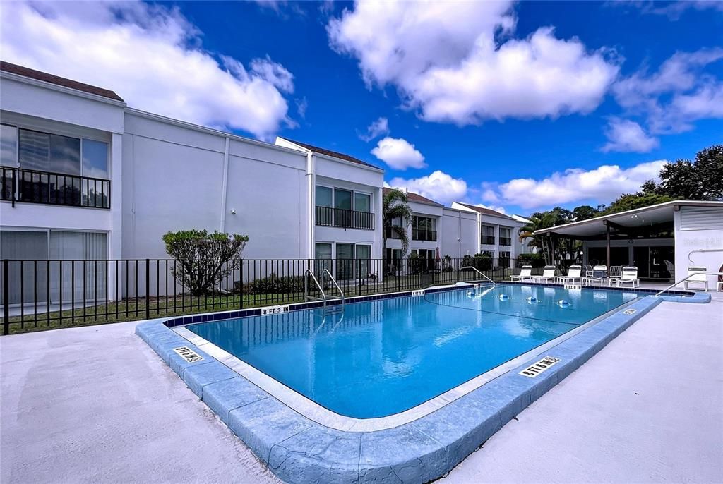 For Sale: $115,000 (1 beds, 1 baths, 750 Square Feet)