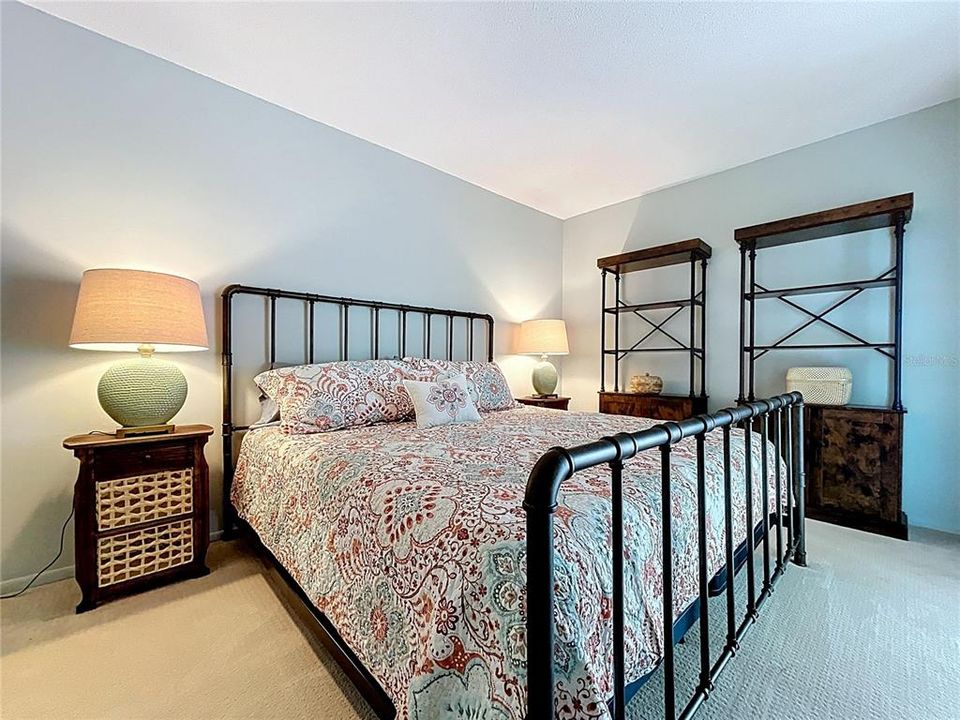 For Sale: $115,000 (1 beds, 1 baths, 750 Square Feet)