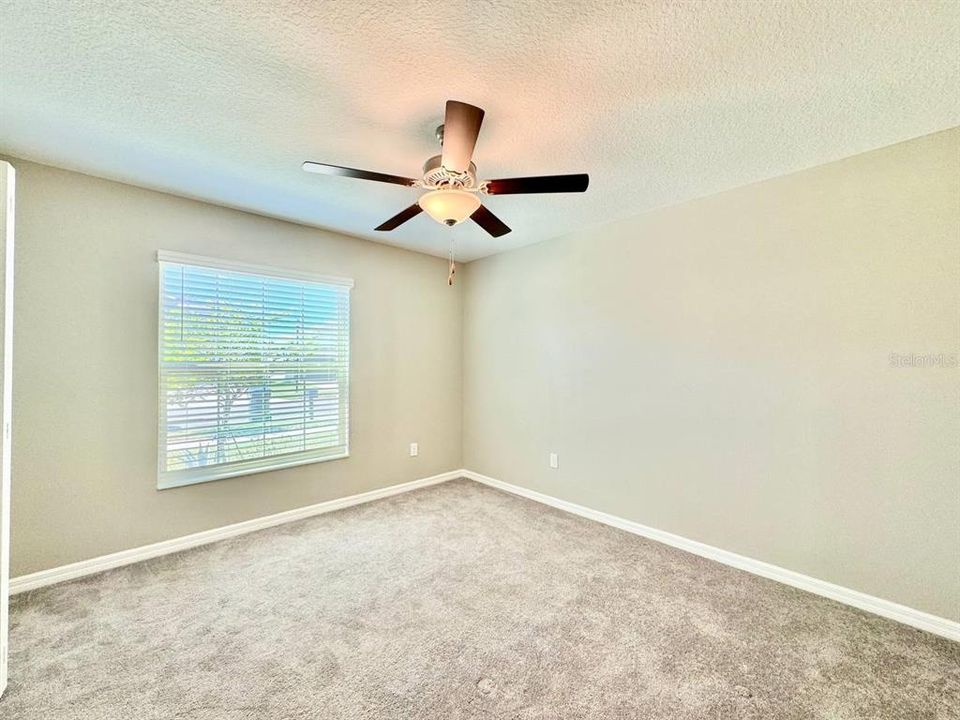 出租: $2,100 (4 贝兹, 2 浴室, 1841 平方英尺)