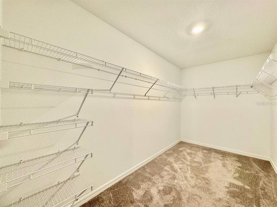 出租: $2,100 (4 贝兹, 2 浴室, 1841 平方英尺)