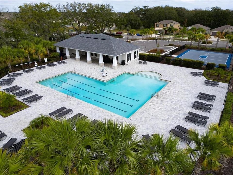 出租: $2,100 (4 贝兹, 2 浴室, 1841 平方英尺)