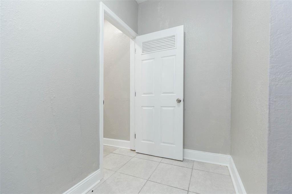 Под контрактом: $269,900 (2 спален, 2 ванн, 884 Квадратных фут)