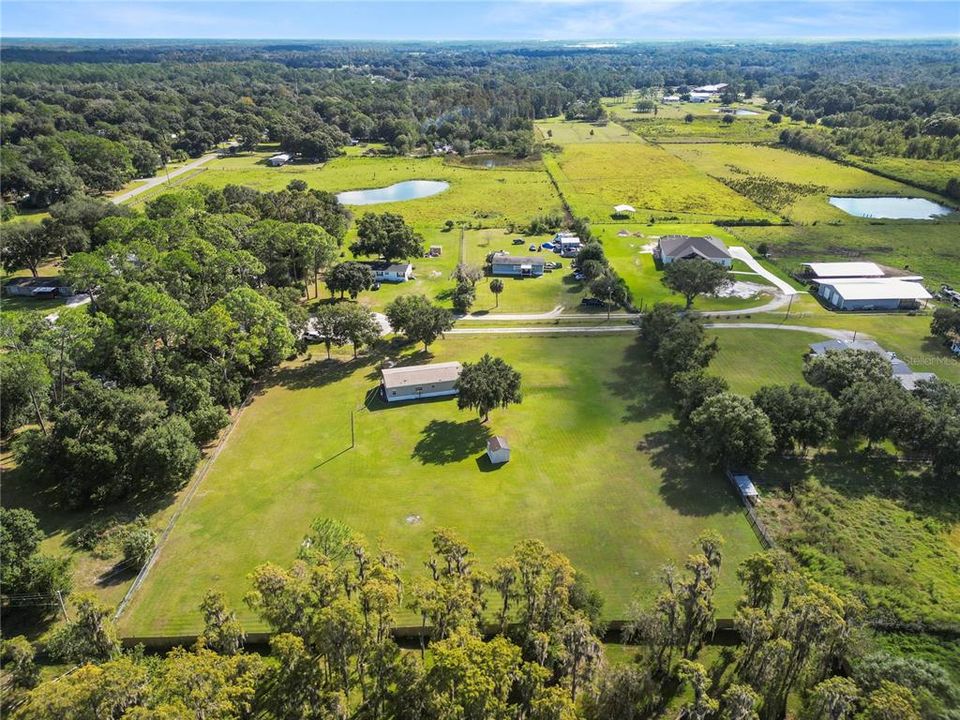 合同活跃: $245,000 (3 贝兹, 2 浴室, 1404 平方英尺)