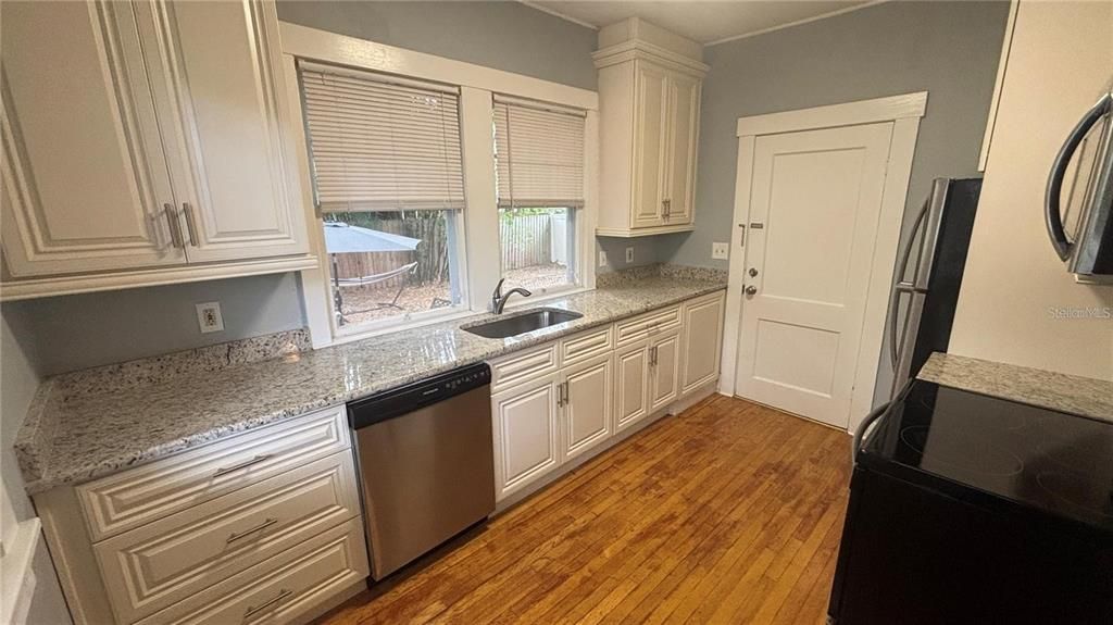 For Sale: $1,150,000 (4 beds, 0 baths, 2824 Square Feet)