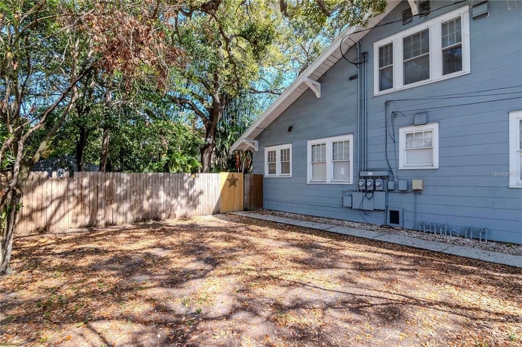 For Sale: $1,150,000 (4 beds, 0 baths, 2824 Square Feet)