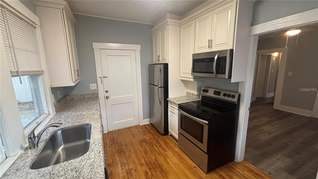 For Sale: $1,150,000 (4 beds, 0 baths, 2824 Square Feet)