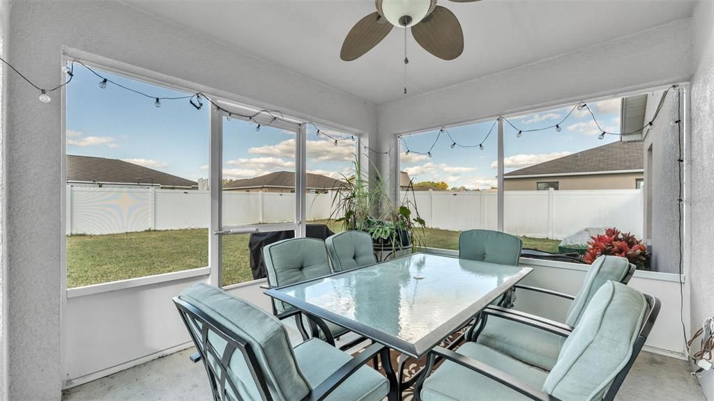 En Venta: $285,000 (3 camas, 2 baños, 1362 Pies cuadrados)