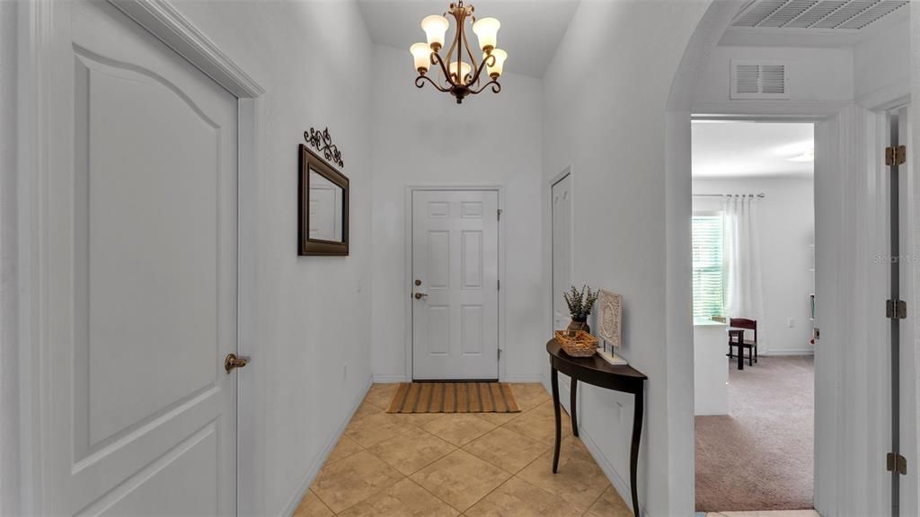 En Venta: $285,000 (3 camas, 2 baños, 1362 Pies cuadrados)