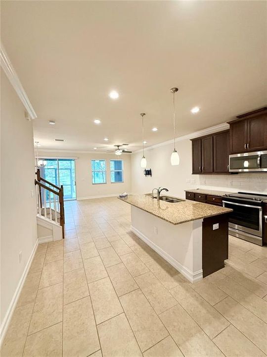 出租: $2,450 (3 贝兹, 2 浴室, 1816 平方英尺)