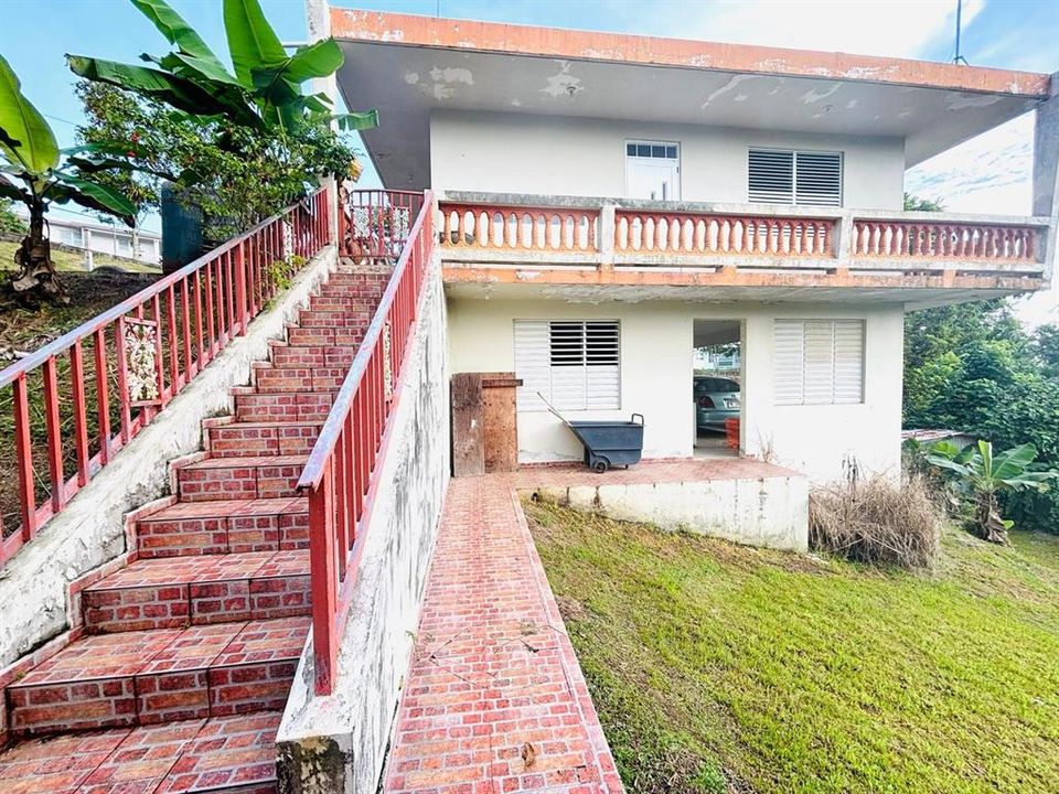 На продажу: $300,000 (2 спален, 2 ванн, 1000 Квадратных фут)