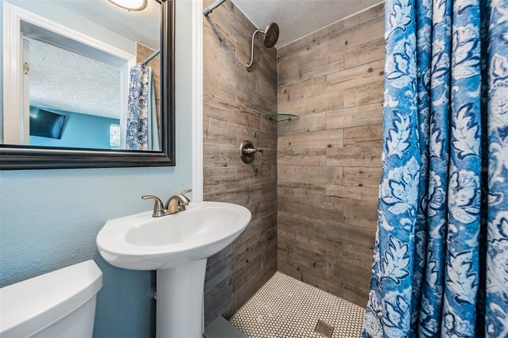 For Sale: $222,900 (3 beds, 2 baths, 1154 Square Feet)