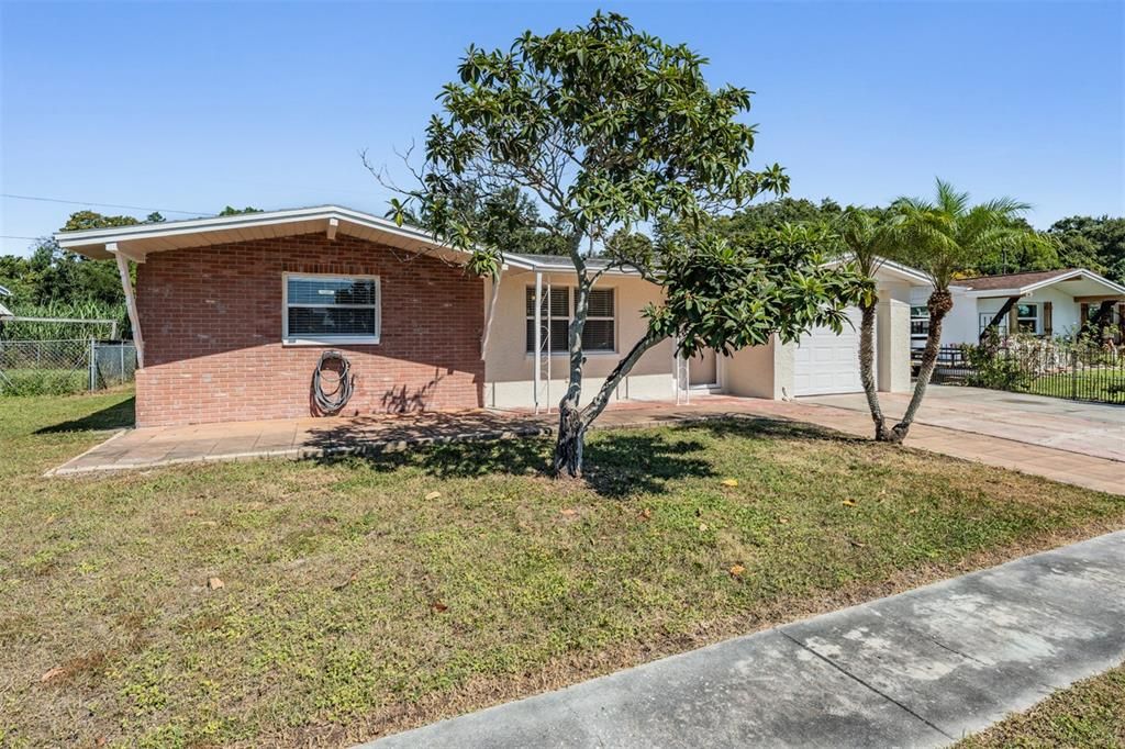 For Sale: $222,900 (3 beds, 2 baths, 1154 Square Feet)