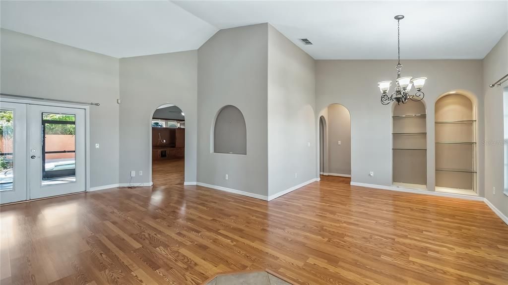 En Venta: $485,000 (3 camas, 2 baños, 2253 Pies cuadrados)