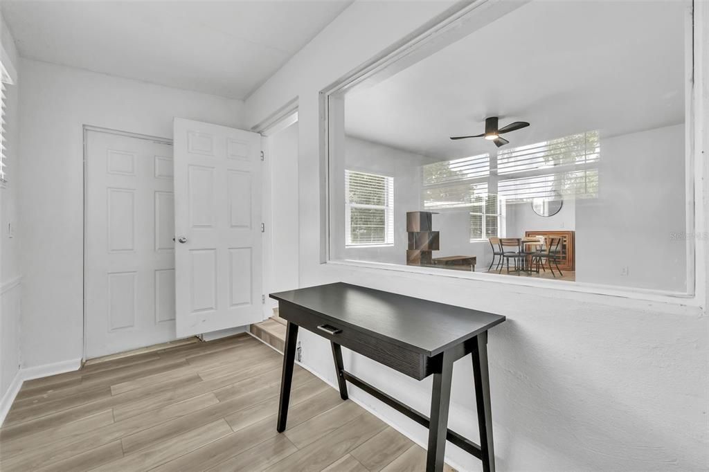 For Rent: $2,000 (3 beds, 2 baths, 1247 Square Feet)