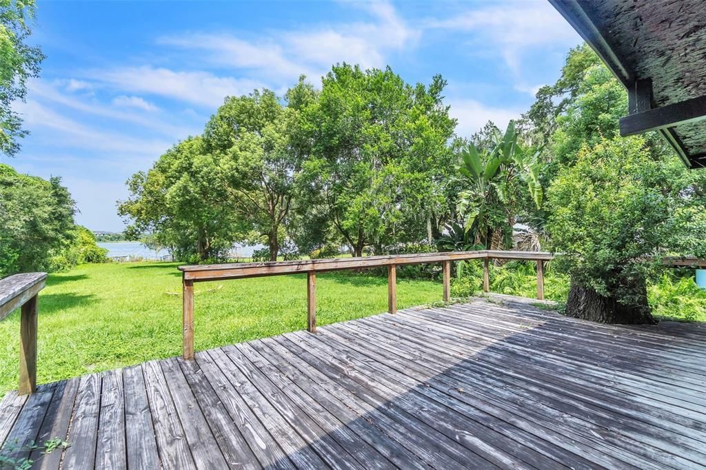 For Rent: $2,000 (3 beds, 2 baths, 1247 Square Feet)