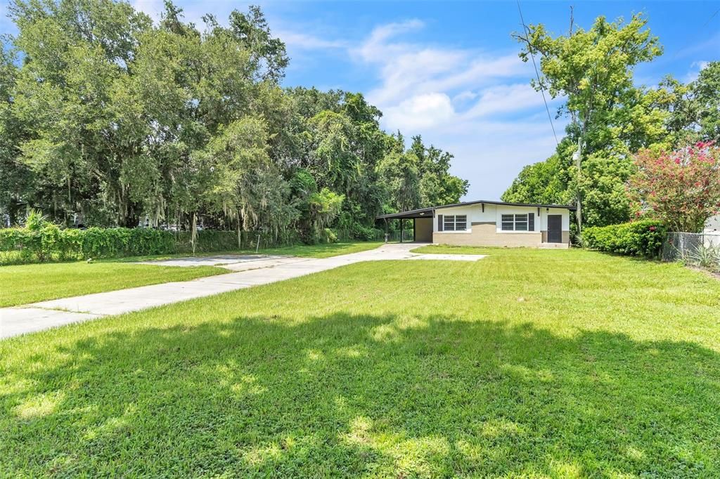 For Rent: $2,000 (3 beds, 2 baths, 1247 Square Feet)