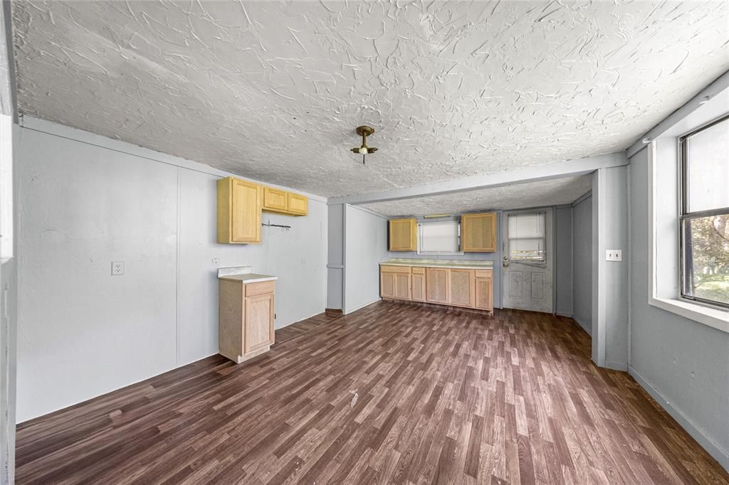 En Venta: $194,900 (3 camas, 1 baños, 1316 Pies cuadrados)