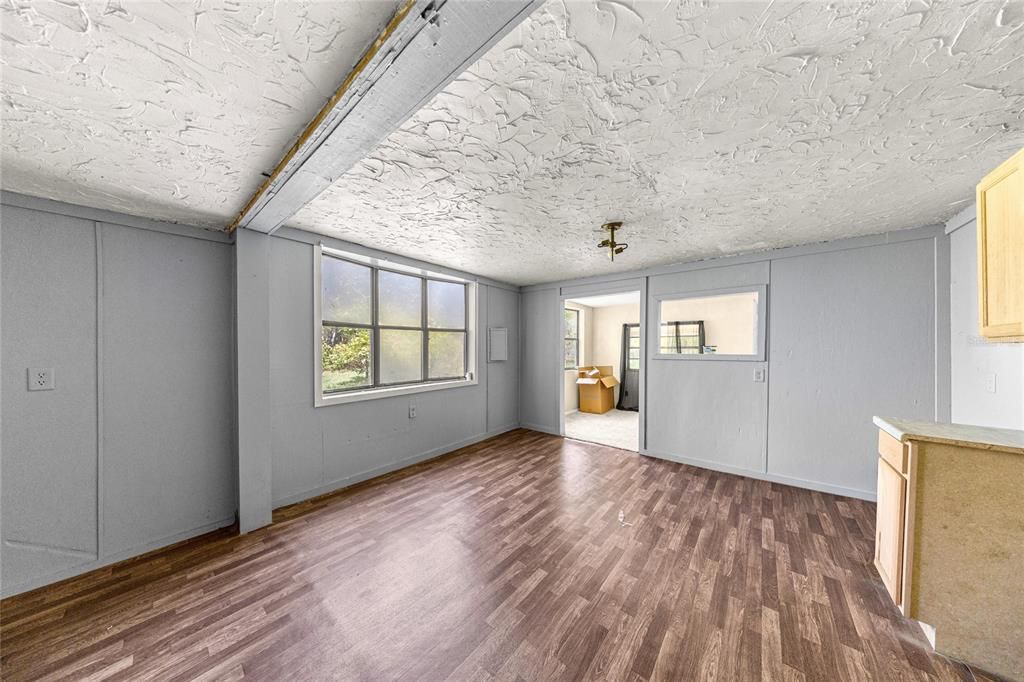 En Venta: $194,900 (3 camas, 1 baños, 1316 Pies cuadrados)