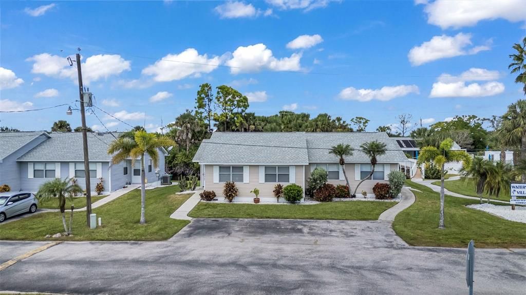 Active With Contract: $168,900 (2 beds, 1 baths, 868 Square Feet)