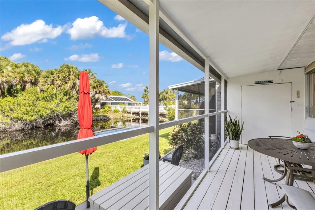 Active With Contract: $168,900 (2 beds, 1 baths, 868 Square Feet)