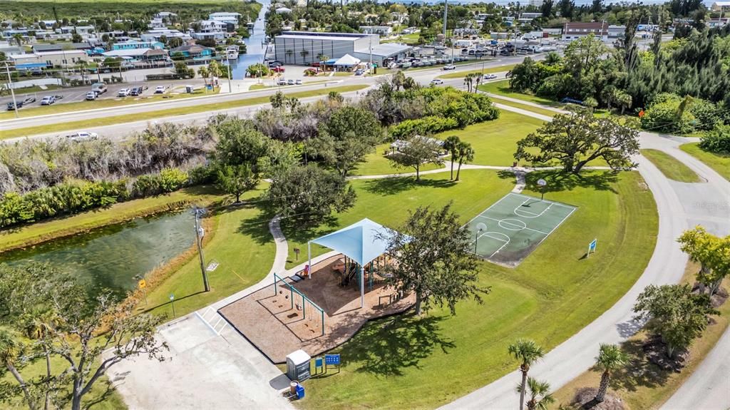 Active With Contract: $168,900 (2 beds, 1 baths, 868 Square Feet)