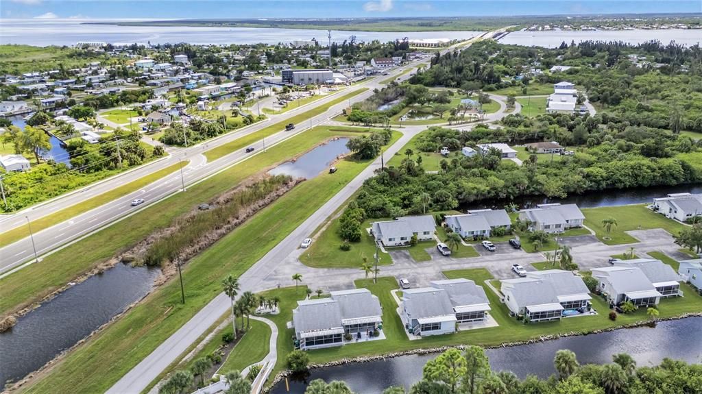 Active With Contract: $168,900 (2 beds, 1 baths, 868 Square Feet)