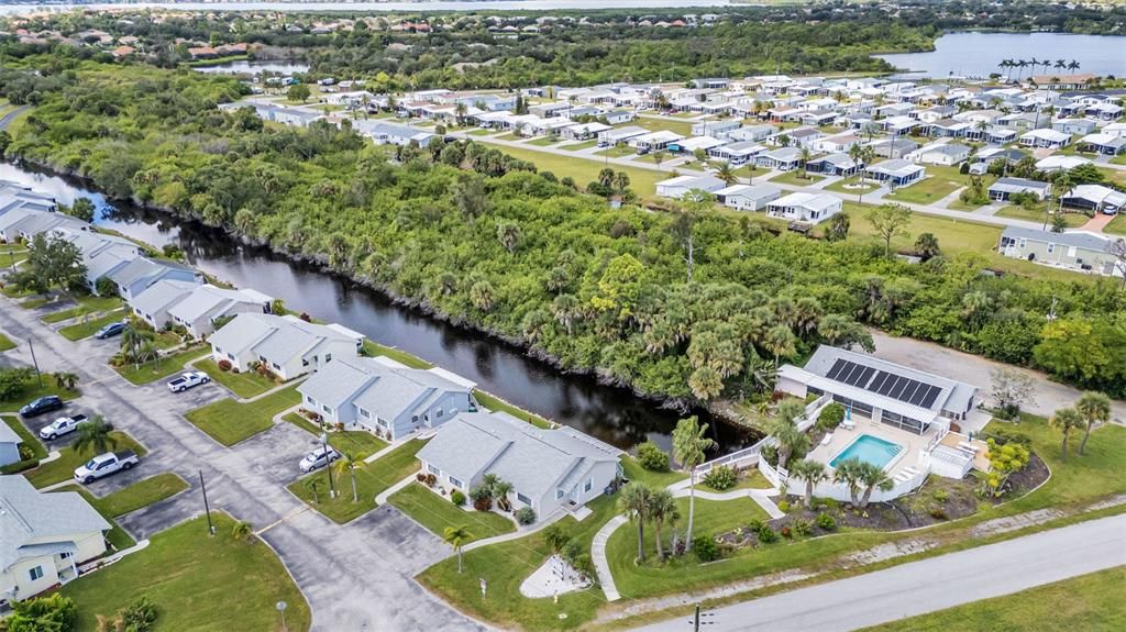 Active With Contract: $168,900 (2 beds, 1 baths, 868 Square Feet)