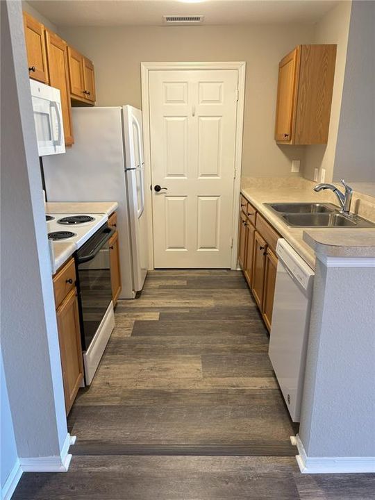 En Renta: $1,475 (1 camas, 1 baños, 728 Pies cuadrados)